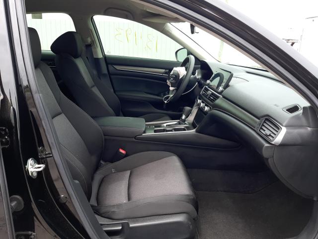 Photo 4 VIN: 1HGCV1F11LA051804 - HONDA ACCORD 