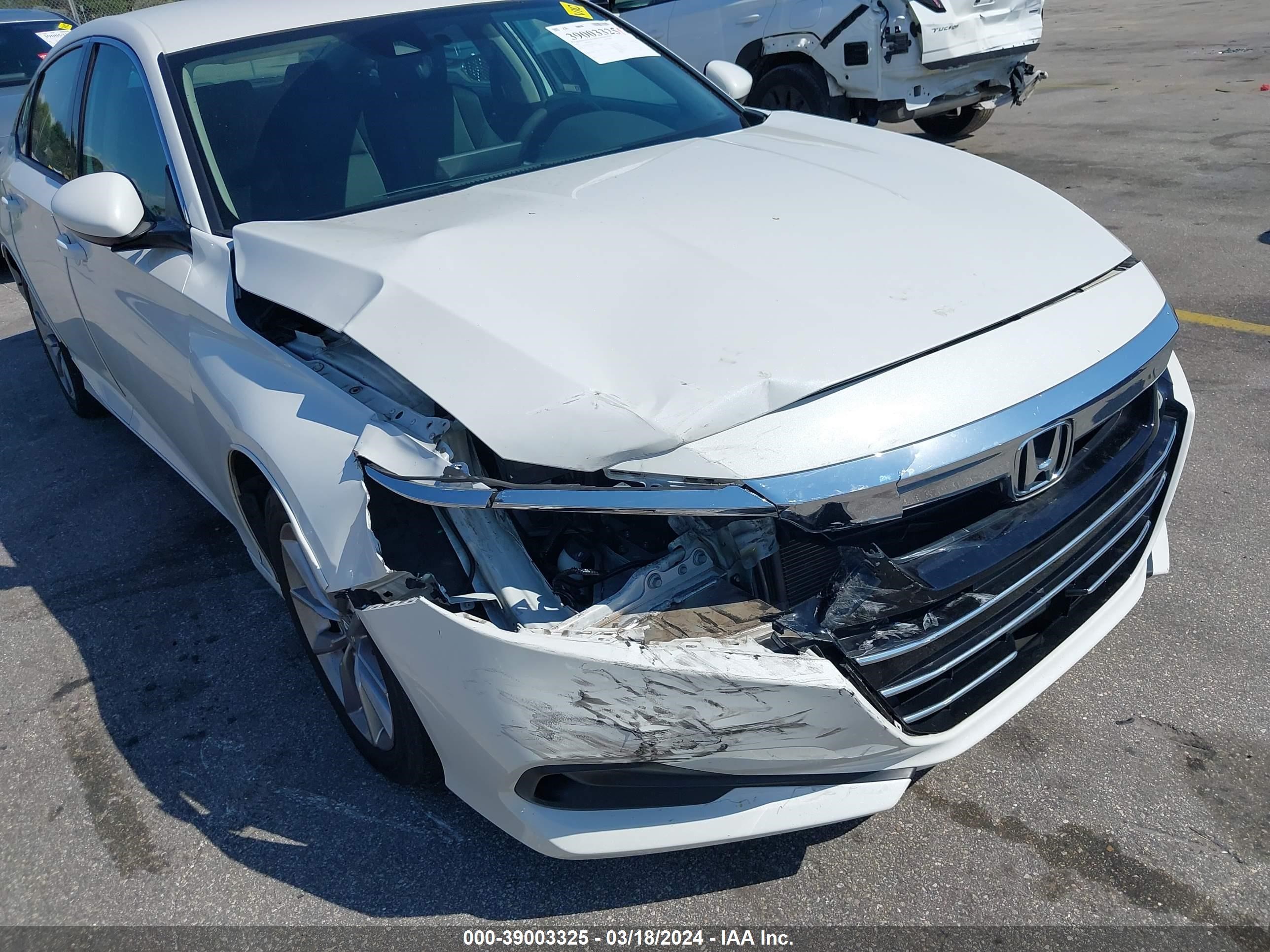 Photo 5 VIN: 1HGCV1F11MA014267 - HONDA ACCORD 