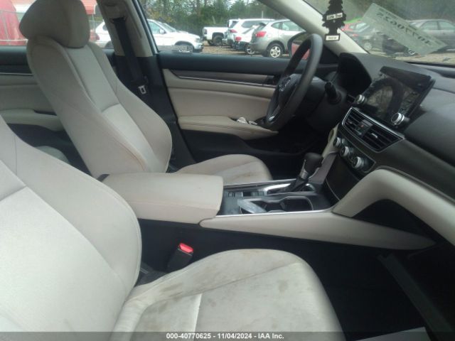 Photo 4 VIN: 1HGCV1F11NA039803 - HONDA ACCORD 