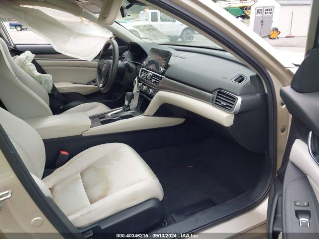 Photo 4 VIN: 1HGCV1F12JA042722 - HONDA ACCORD 