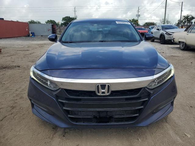 Photo 4 VIN: 1HGCV1F12JA048911 - HONDA ACCORD LX 