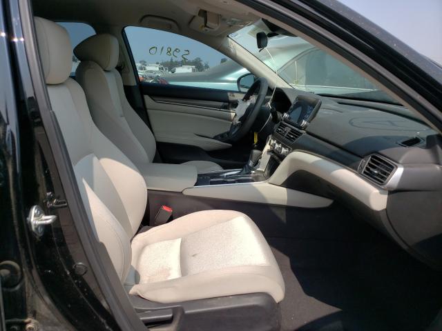 Photo 4 VIN: 1HGCV1F12JA057074 - HONDA ACCORD LX 