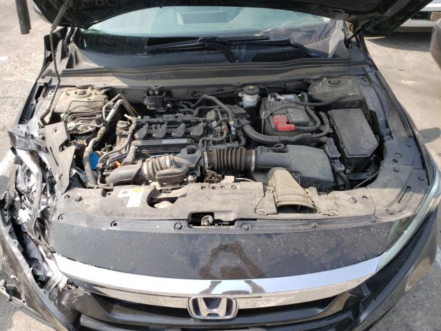 Photo 6 VIN: 1HGCV1F12JA057074 - HONDA ACCORD LX 