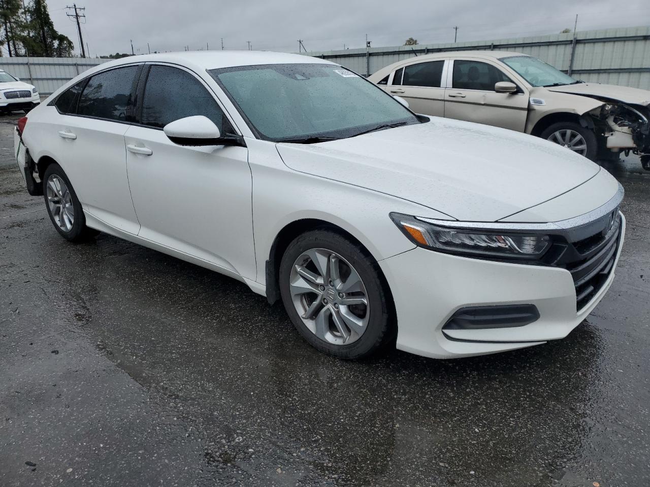 Photo 3 VIN: 1HGCV1F12JA093993 - HONDA ACCORD 