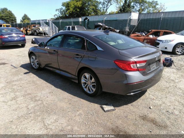 Photo 2 VIN: 1HGCV1F12JA100618 - HONDA ACCORD 