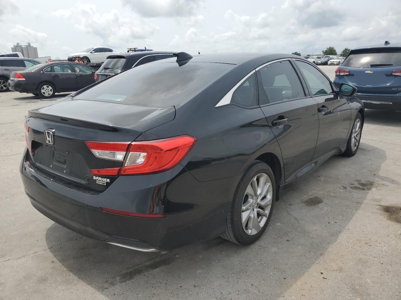 Photo 2 VIN: 1HGCV1F12JA113918 - HONDA ACCORD 