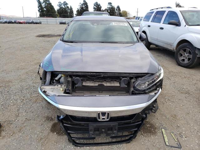 Photo 4 VIN: 1HGCV1F12JA138155 - HONDA ACCORD 