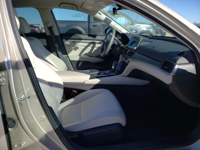 Photo 4 VIN: 1HGCV1F12JA140049 - HONDA ACCORD LX 