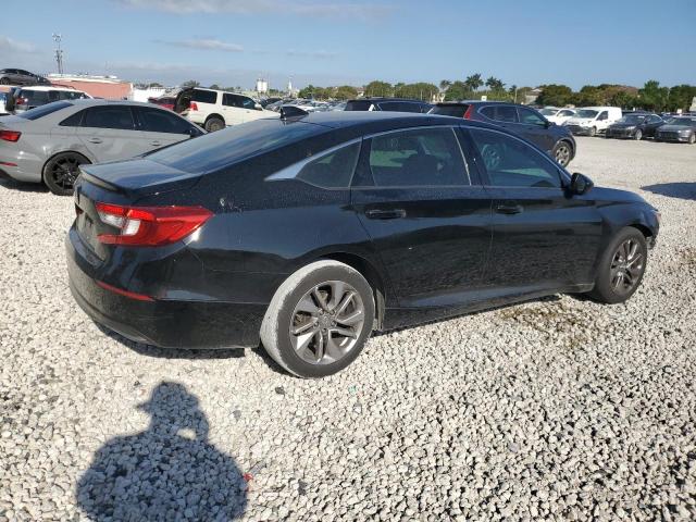 Photo 2 VIN: 1HGCV1F12JA161029 - HONDA ACCORD 