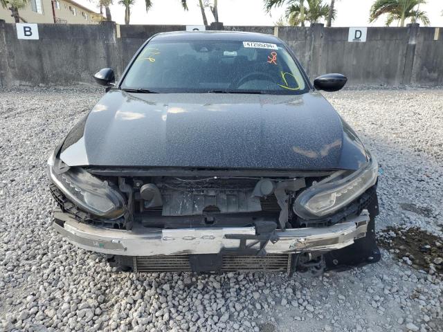 Photo 4 VIN: 1HGCV1F12JA161029 - HONDA ACCORD 