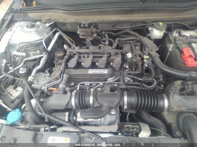 Photo 9 VIN: 1HGCV1F12JA162617 - HONDA ACCORD SEDAN 