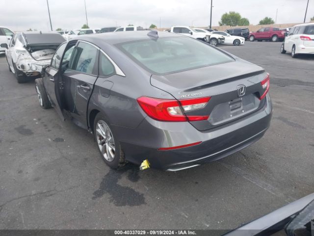 Photo 2 VIN: 1HGCV1F12JA230639 - HONDA ACCORD 