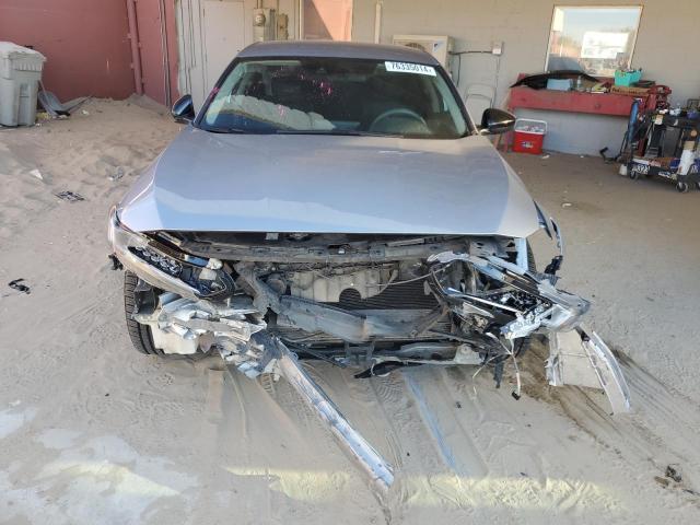 Photo 4 VIN: 1HGCV1F12JA241267 - HONDA ACCORD LX 