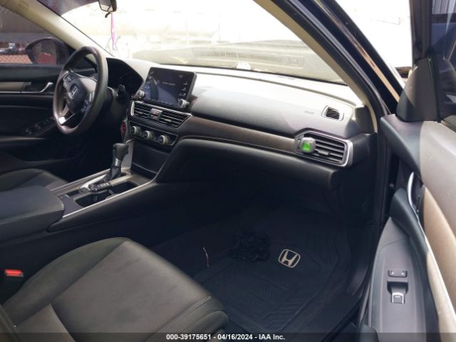 Photo 4 VIN: 1HGCV1F12KA032130 - HONDA ACCORD 