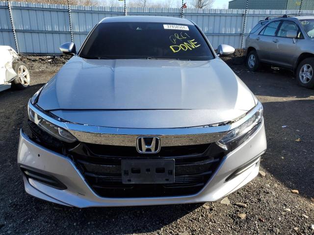 Photo 4 VIN: 1HGCV1F12KA079836 - HONDA ACCORD 