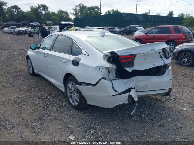 Photo 2 VIN: 1HGCV1F12LA052783 - HONDA ACCORD 