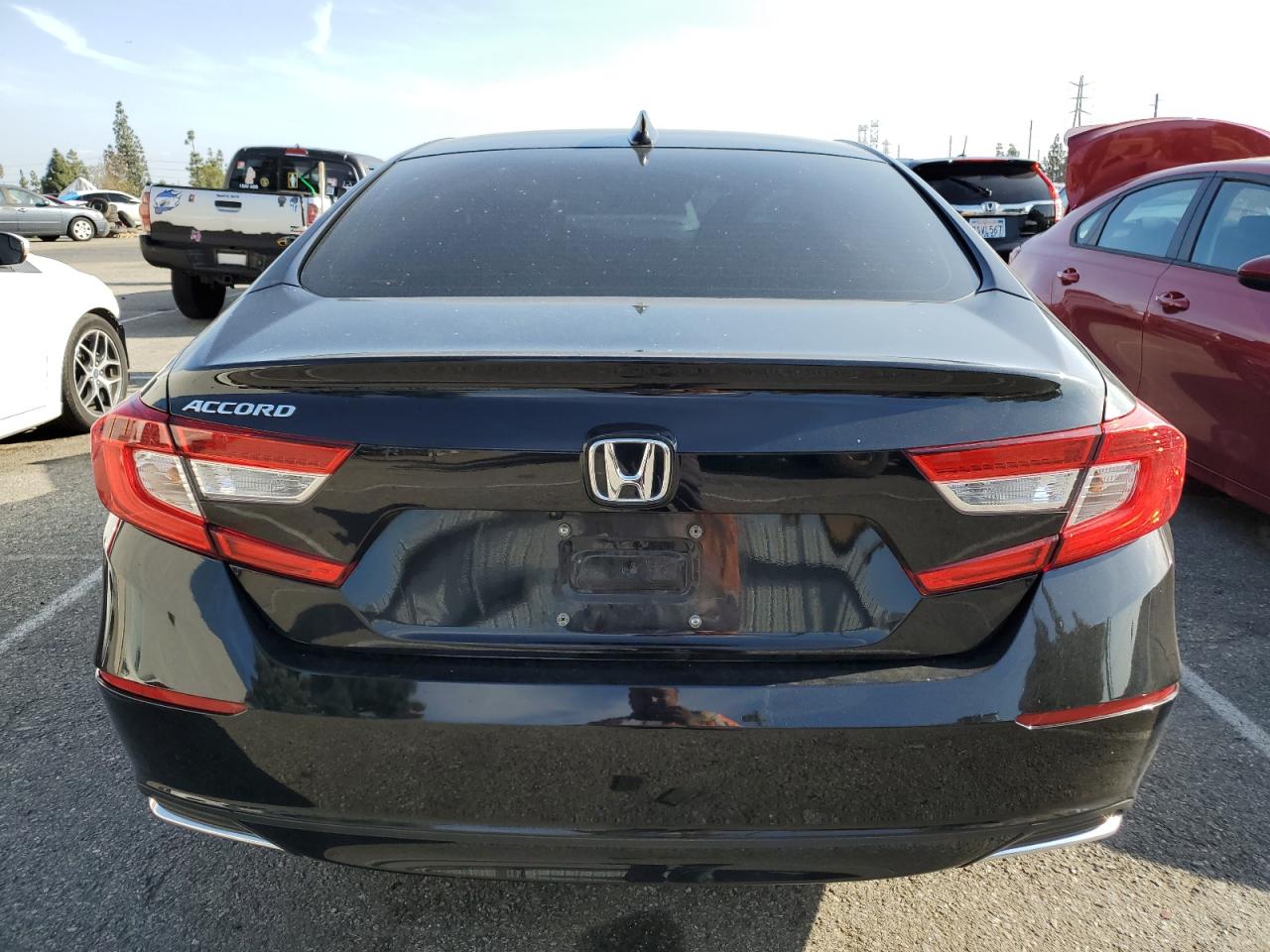 Photo 5 VIN: 1HGCV1F12MA018831 - HONDA ACCORD 