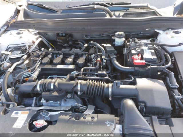 Photo 9 VIN: 1HGCV1F13JA040803 - HONDA ACCORD 