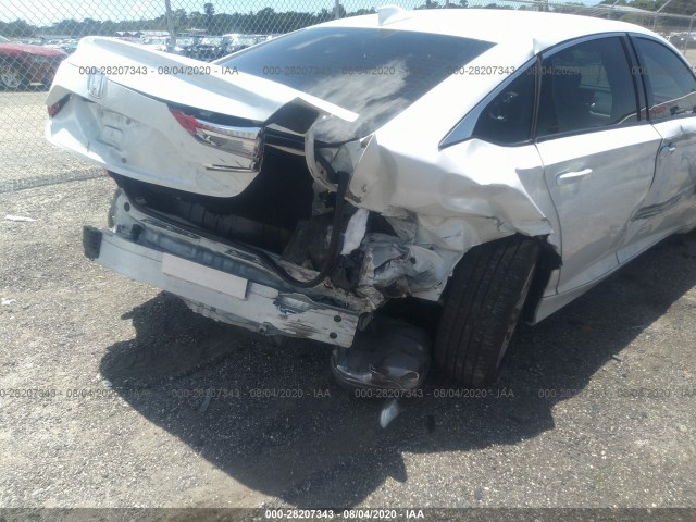 Photo 5 VIN: 1HGCV1F13JA136852 - HONDA ACCORD SEDAN 