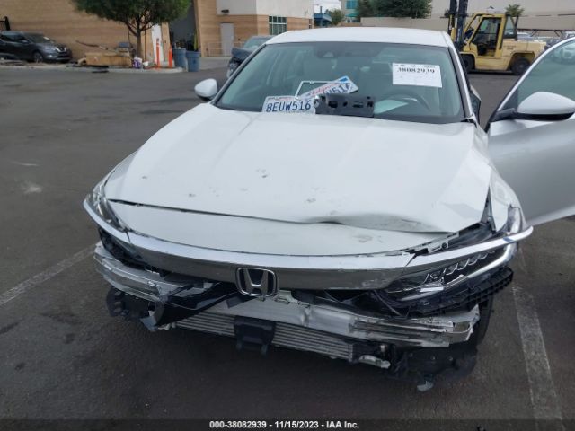 Photo 5 VIN: 1HGCV1F13JA183203 - HONDA ACCORD 