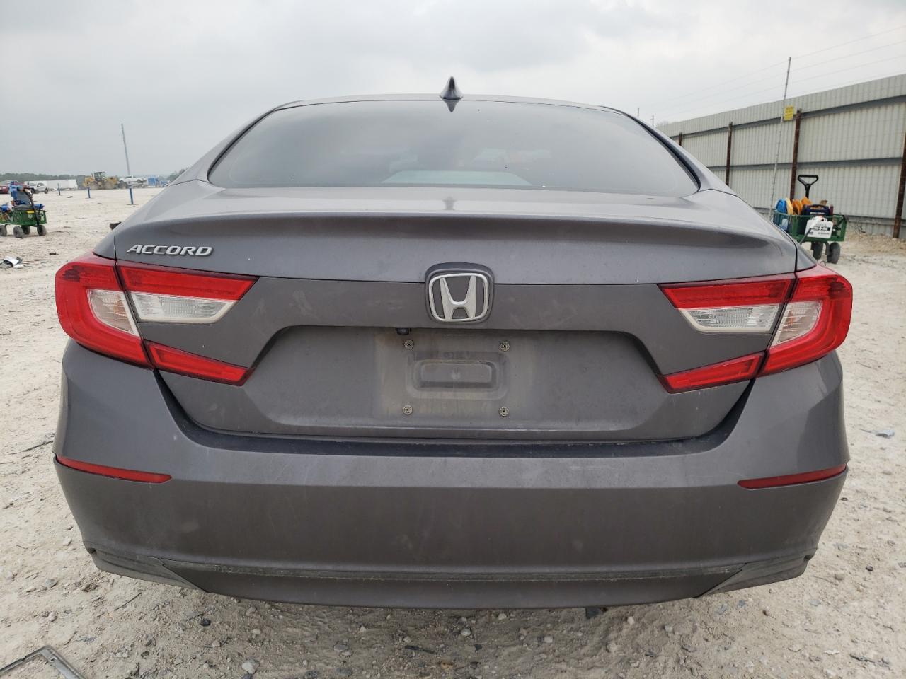 Photo 5 VIN: 1HGCV1F13JA227720 - HONDA ACCORD 