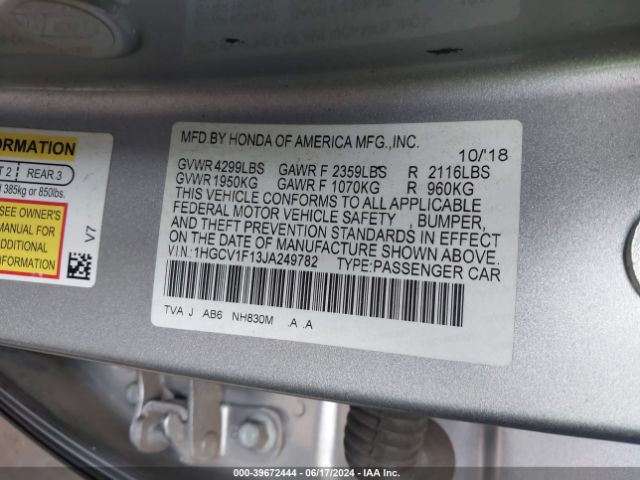 Photo 8 VIN: 1HGCV1F13JA249782 - HONDA ACCORD 