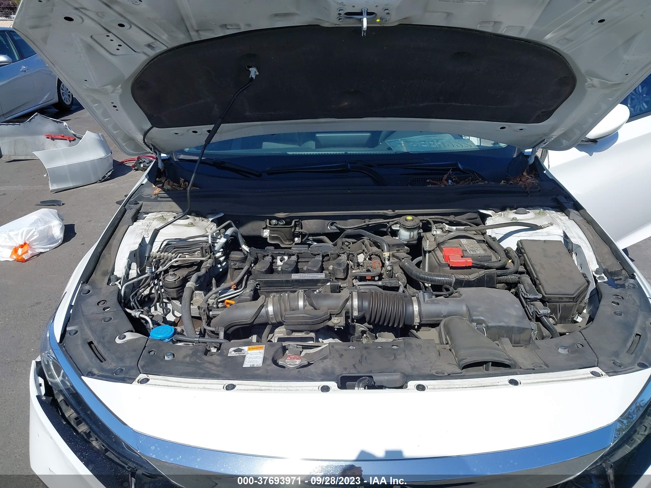 Photo 9 VIN: 1HGCV1F13KA071891 - HONDA ACCORD 