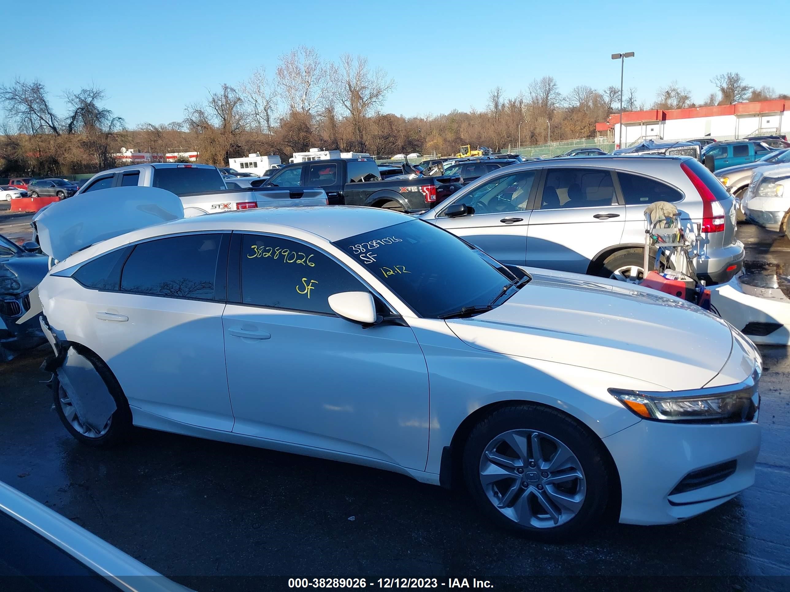 Photo 12 VIN: 1HGCV1F13KA128011 - HONDA ACCORD 