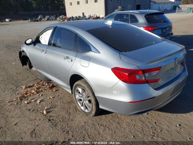 Photo 2 VIN: 1HGCV1F13KA136397 - HONDA ACCORD 