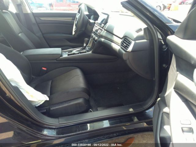 Photo 4 VIN: 1HGCV1F13KA156746 - HONDA ACCORD SEDAN 