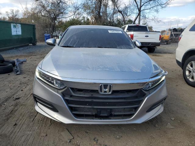 Photo 4 VIN: 1HGCV1F13LA121366 - HONDA ACCORD LX 