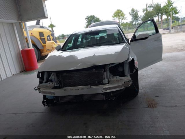 Photo 5 VIN: 1HGCV1F13NA022906 - HONDA ACCORD 