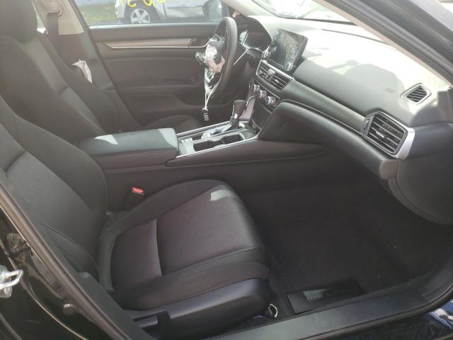 Photo 4 VIN: 1HGCV1F14JA030359 - HONDA ACCORD LX 