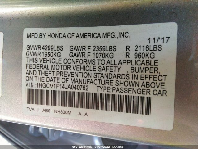 Photo 8 VIN: 1HGCV1F14JA040762 - HONDA ACCORD SEDAN 