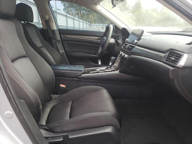 Photo 4 VIN: 1HGCV1F14JA051163 - HONDA ACCORD LX 