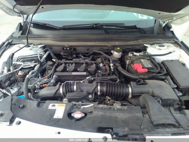 Photo 9 VIN: 1HGCV1F14JA051289 - HONDA ACCORD SEDAN 