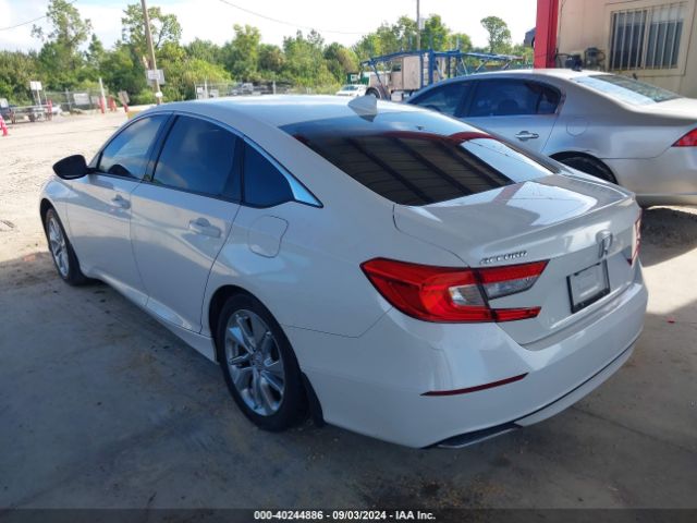 Photo 2 VIN: 1HGCV1F14JA051731 - HONDA ACCORD 