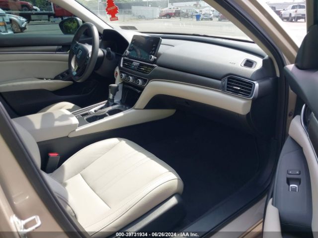 Photo 4 VIN: 1HGCV1F14JA052796 - HONDA ACCORD 