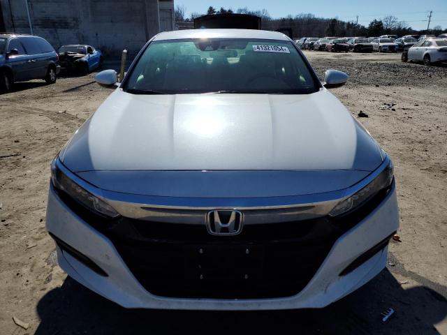 Photo 4 VIN: 1HGCV1F14JA088164 - HONDA ACCORD 