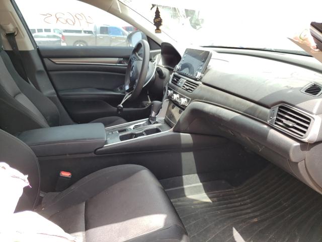 Photo 4 VIN: 1HGCV1F14JA141980 - HONDA ACCORD LX 