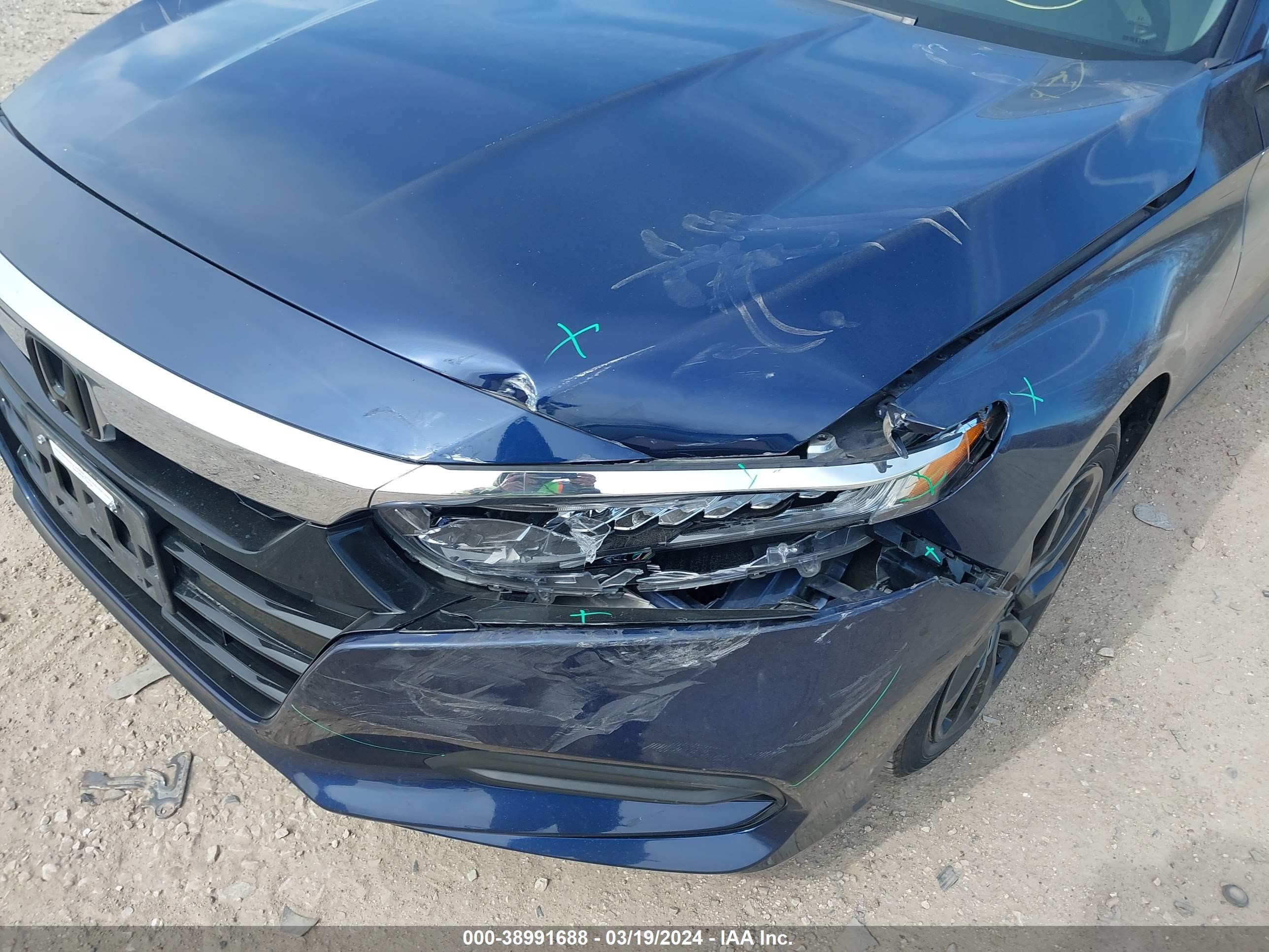 Photo 11 VIN: 1HGCV1F14JA154387 - HONDA ACCORD 