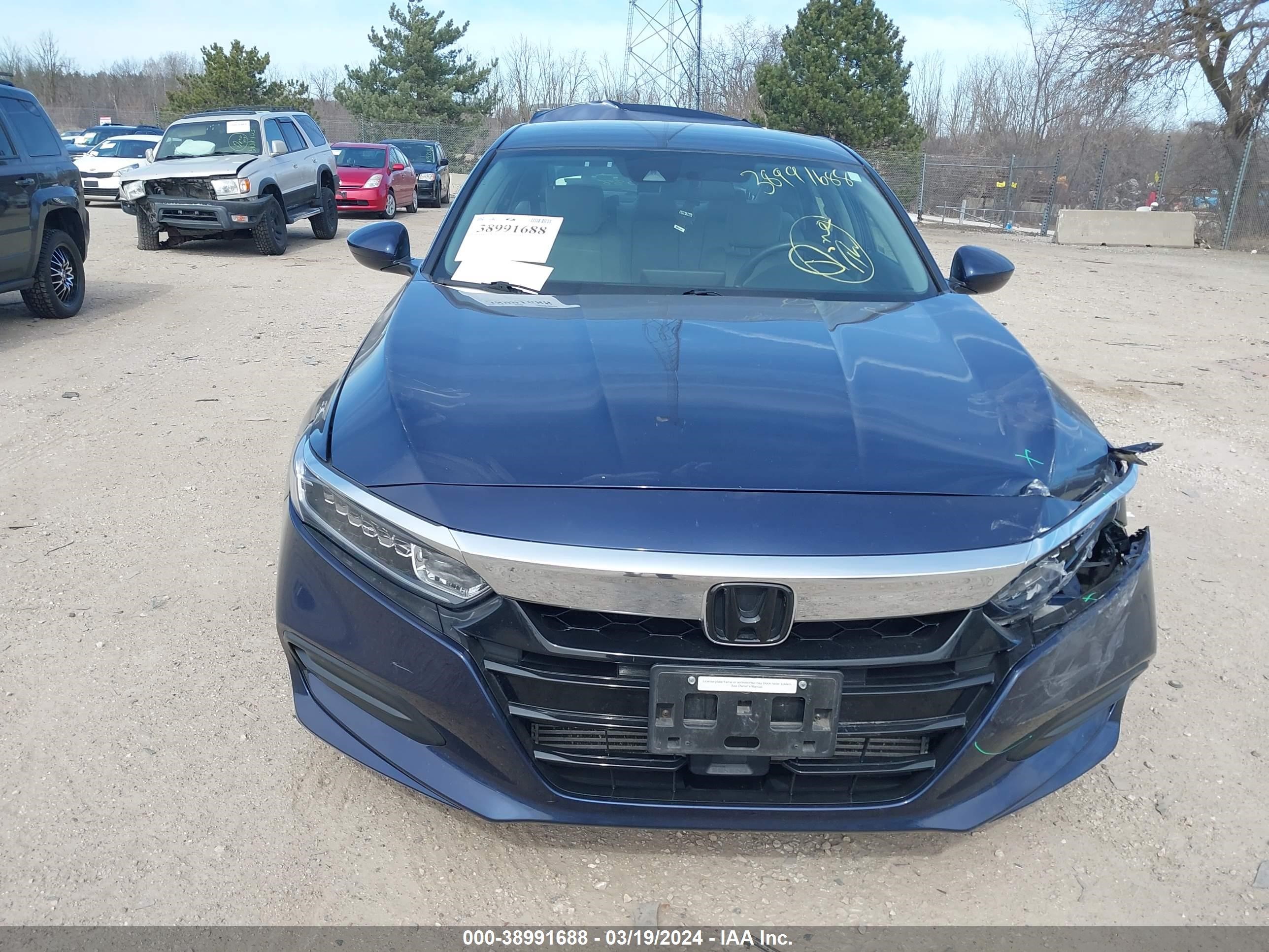 Photo 12 VIN: 1HGCV1F14JA154387 - HONDA ACCORD 