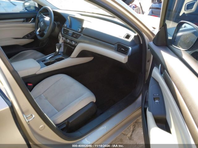 Photo 4 VIN: 1HGCV1F14JA179824 - HONDA ACCORD 