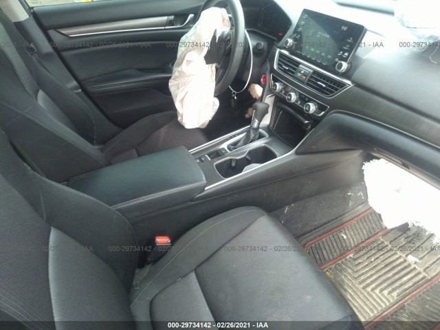 Photo 4 VIN: 1HGCV1F14JA202325 - HONDA ACCORD SEDAN 