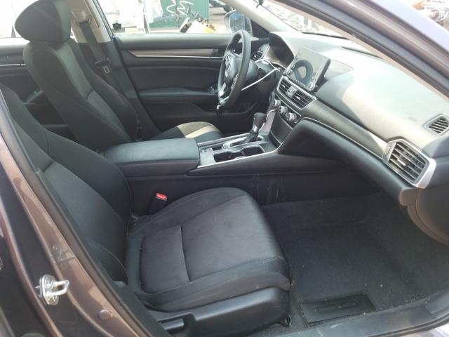 Photo 4 VIN: 1HGCV1F14JA228598 - HONDA ACCORD LX 