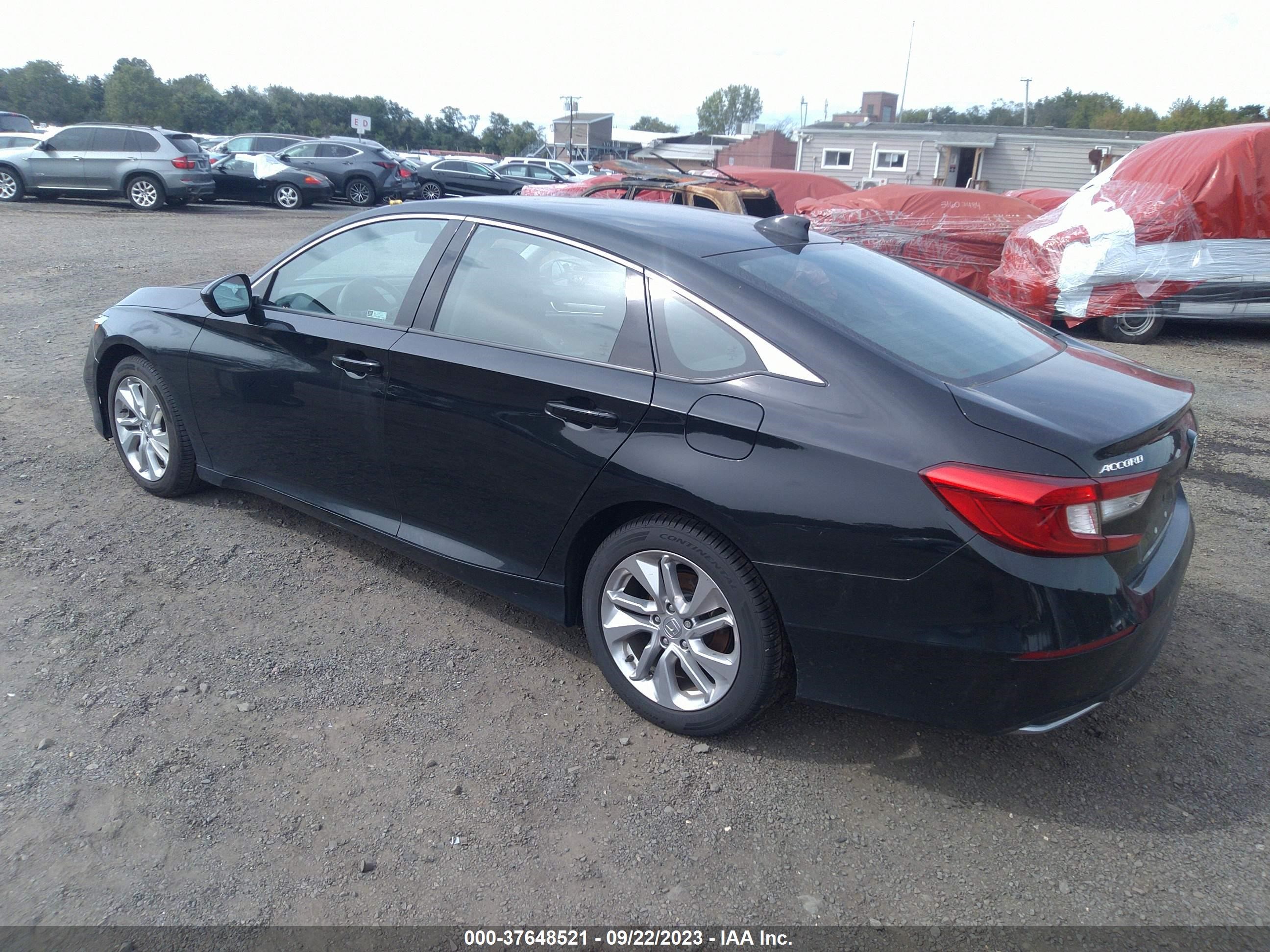 Photo 2 VIN: 1HGCV1F14KA072547 - HONDA ACCORD 