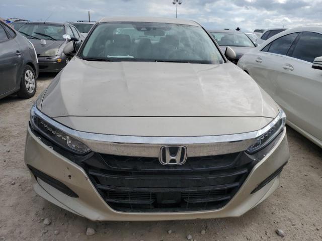 Photo 4 VIN: 1HGCV1F14KA104204 - HONDA ACCORD LX 