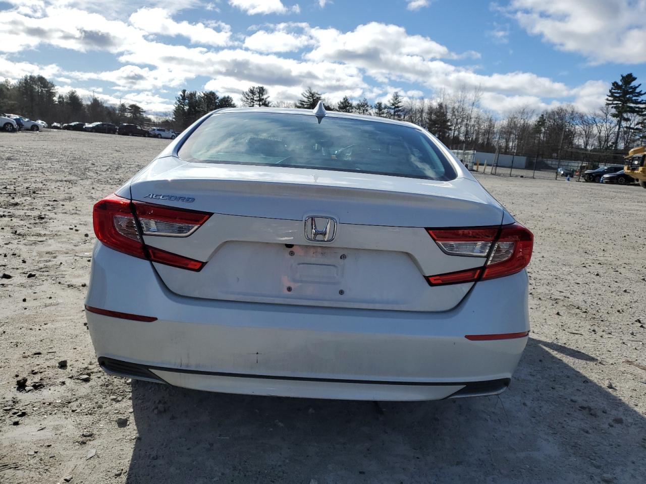 Photo 5 VIN: 1HGCV1F14KA127899 - HONDA ACCORD 