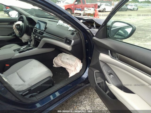 Photo 4 VIN: 1HGCV1F14LA017386 - HONDA ACCORD SEDAN 