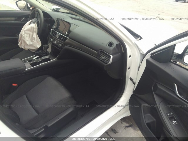 Photo 4 VIN: 1HGCV1F14LA104401 - HONDA ACCORD SEDAN 